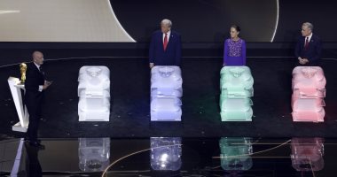 في الكورة : 
                                            قرعة كأس العالم.. السعودية مع إسبانيا وأوروجواى
                                        