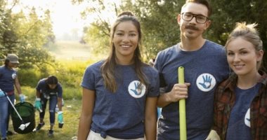 اليوم العالمى للتطوع.. 5 أبراج تساعد من يحتاج إليها أبرزهم برج الدلو