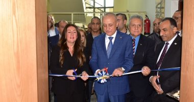 محافظ الأقصر والسفيرة الأمريكية يفتتحان «الركن الأمريكي» 