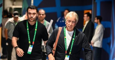 منتخب مصر الثاني يصل ملعب مباراة الإمارات