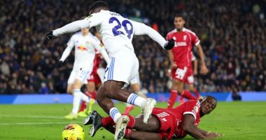 ليدز ضد ليفربول في مباراة نارية