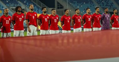 انطلاق مباراة منتخب مصر ضد الإمارات فى الجولة الثانية بكأس العرب