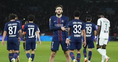 في الكورة :
بي إس جي ضد رين.. سان جيرمان يتقدم بثنائية في الشوط الأول