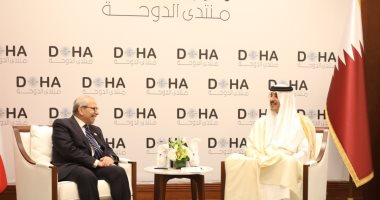 رئيس حكومة لبنان: نطالب بتكثيف الضغط على إسرائيل لسحب قواتها من الجنوب