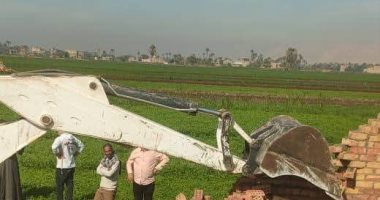 إزالة 9 حالات تعدي على الأراضي الزراعية وأملاك الدولة بمركز ساقلته قى سوهاج