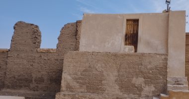 متحف ملوى يضم الآثار المستخرجة من مناطق تونا الجبل والأشمونين.. صور