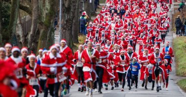 فعاليات سباق بابا نويل السنوى فى ألمانيا