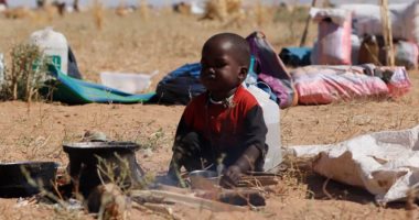 أطفال جنوب السودان يواجهون الفيضانات والنزوح وسوء التغذية.. 9.3 مليون طفل و3 ملايين لاجئ من الحرب يحتاجون لدعم منقذ للحياة.. ومديرة يونيسف: تأثير الصراع والصدمات المناخية يخلق عاصفة من المعاناة الكاملة