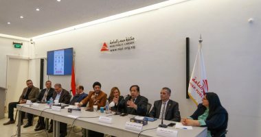 خبراء فى صالون الإعلام: لا تنمية حقيقية دون إعلام واعٍ