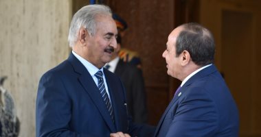 مصر تثمن الدور المحورى للقيادة العامة للجيش الليبي وتؤكد رفض التدخلات الخارجية.. الرئيس السيسى للمشير حفتر: يجب العمل على إخراج القوات الأجنبية والمرتزقة.. واستقرار السودان يرتبط بالأمن القومى لكل من مصر وليبيا