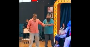 متسابق في كاستنج يبكي زملاءه بقصة عن والدته.. وإيهاب عبد الواحد يواسيه