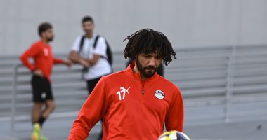 محمد النني وعمرو السولية على مقاعد بدلاء المنتخب أمام الأردن في كأس العرب