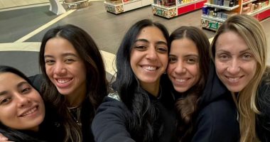 في الكورة : 
                                            بعثة سيدات طائرة الزمالك تصل البرازيل للمشاركة فى بطولة العالم
                                        