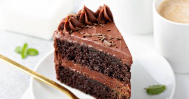 طريقة عمل كيك الشوكولاتة.. أفضل تحلية فى ليالى الشتاء