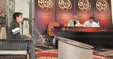 طفل كفيف يحفظ القرآن الكريم كاملا بمسابقة بورسعيد المؤهلة للدولية.. فيديو وصور