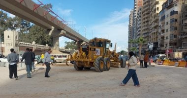 محافظة الإسكندرية تبدأ فى تطوير ميدان المندرة.. وخطة موسعة لإزالة إشغالات بمسار مترو أبو قير.. لأول مرة إزالة سوق المندرة بالكامل.. والمحافظ: المشروع سيُحدث نقلة نوعية وحضارية كبرى وتطبيق القانون بكل حزم