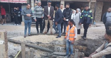 رئيس مياه القليوبية يتفقد إحلال وتجديد شبكات الصرف الصحى بقرية بطا