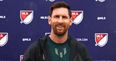 ميسي يتسلم جائزة أفضل لاعب في الدوري الأمريكي للمرة الثانية تواليًا