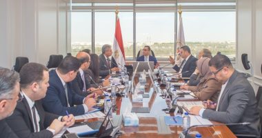 وزراء الاستثمار والسياحة والإسكان يناقشون تعزيز الاستثمار بقطاع السياحة