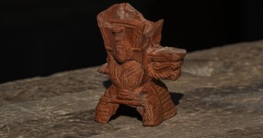 اكتشاف مبخرة تصور المعبود اليونانى المصرى سيرابيس فى تركيا