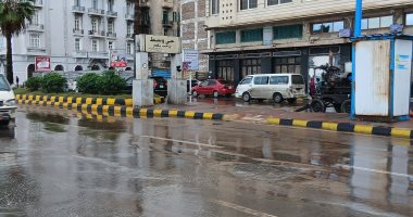 أمطار غزيرة وتقلبات جوية تضرب محافظة الإسكندرية.. فيديو