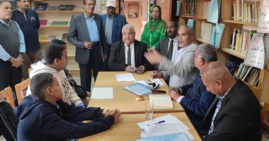 وكيل تعليم الأقصر يتابع ختام مسابقة القرآن الكريم وتسليم التابلت.. صور