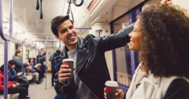 أبراج بتتكلم عن حياتها مع أي حد تقابله