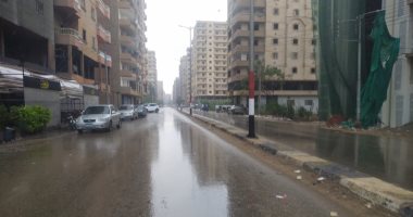 أمطار غزيرة تضرب القليوبية.. والمحافظ يرفع حالة الطوارئ ونشر المعدات بالطرق