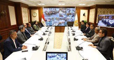 وزيرة التنمية المحلية توجه المحافظين بتوفير سبل الراحة للناخبين