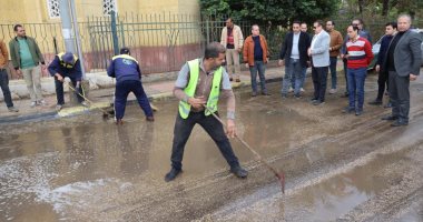 محافظ المنوفية يتفقد جهود شفط مياه الأمطار 