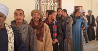 إقبال الناخبين على التصويت فى انتخابات مجلس النواب بدائرة البلينا.. فيديو