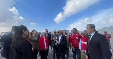 وفد كندى يتفقد معبر رفح برفقة محافظ شمال سيناء لبحث تسهيل دخول المساعدات