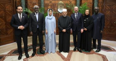 شيخ الأزهر لأعضاء لجنة تحكيم جائزة زايد للأخوة الإنسانية: مصر تقدم نموذجا فريدا فى التعايش