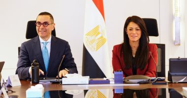 وزيرا "التخطيط و"الاستثمار" يجتمعان مع بعثة مجموعة البنك الدولي