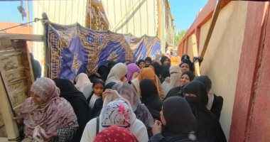 توافد كبير من الناخبين على لجان الانتخابات فى قرية الدير جنوب الأقصر