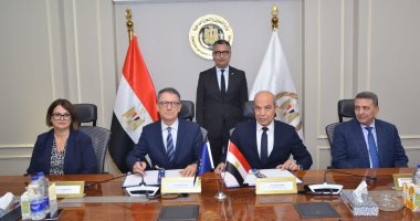 وزير التموين إنشاء 5 صوامع حقلية بسعة 10 آلاف طن للصومعة بمنحة من الاتحاد الأوروبى