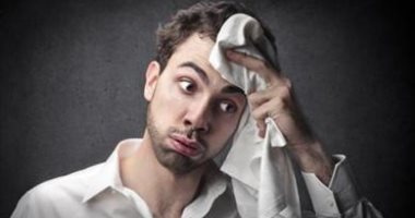 حران رغم البرد.. 8 أسباب مرضية للشعور بحرارة الجسم معظم الوقت حران رغم البرد.. 8 أسباب مرضية للشعور بحرارة الجسم معظم الوقت