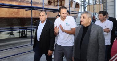 رئيس هيئة قناة السويس يتابع أعمال بناء الوحدات البحرية بترسانة جنوب البحر الأحمر..صور 