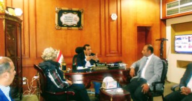 نائب محافظ قنا يستقبل وفدًا من التنمية المحلية واليونيسف