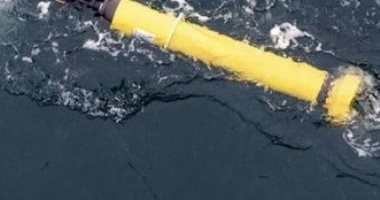 روبتوت تحت جليد القارة الجنوبية 