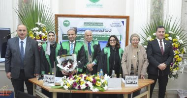 معهد البحوث والدراسات العربية يناقش رسالة ماجستير ترصد دور المصريين بالخارج فى  إدارة قضاياهم عبر وسائل التواصل