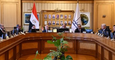 رئيس جامعة العاصمة يوجه بحل مشاكل الطلاب قبل امتحانات الترم الأول