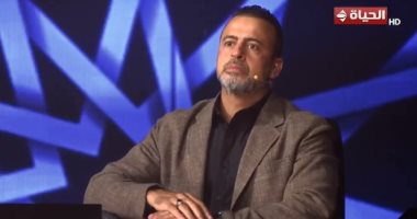 دولة التلاوة.. مصطفى حسنى: الالتزام بكل شىء فى الحياة له قيمة عند الله