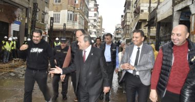 محافظ بورسعيد يتابع التطوير لإعادة الوجه الحضاري لأحياء العرب والمناخ.. صور