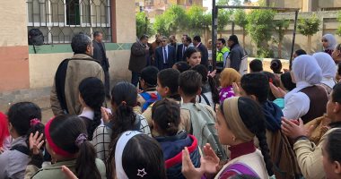 محافظ الدقهلية يتفقد مدرسة الشهيد محمد أحمد موسى سرحان بتلبانة