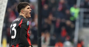 دافيدي بارتيساجي لاعب ميلان