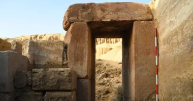 موقع أجنبى يبرز الكشف الأثرى لبقايا معبد الوادى للملك "نى أوسر رع"  