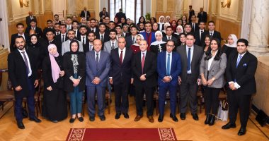 وزير الخارجية يستقبل طلبة كلية السياسة والاقتصاد بجامعة بني سويف
