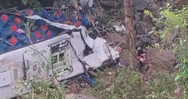 كولومبيا.. مصرع 17 شخصا بسقوط حافلة طلاب فى وادٍ بعمق 80 مترا