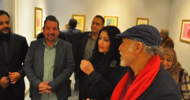 الكومى وشربتلى يفتتحان معرض عبد الحليم رضوى و30 فنانا سعوديا بجاليرى ضى.. صور